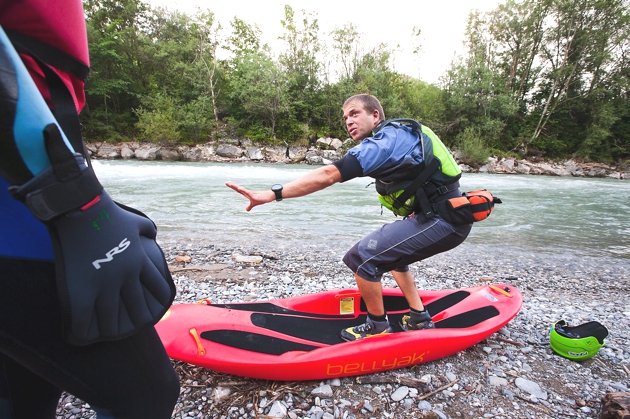 Bellyak — descente en bellyak sur la Sarine, Suisse romande