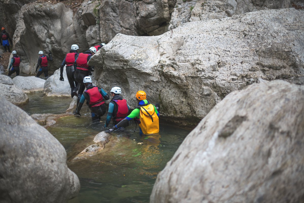 Canyoning & Rando aquatique — participants en rando aquatique, Suisse romande