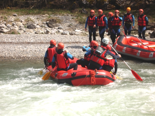 Rafting — descente en rafting sur la Sarine, Suisse romande