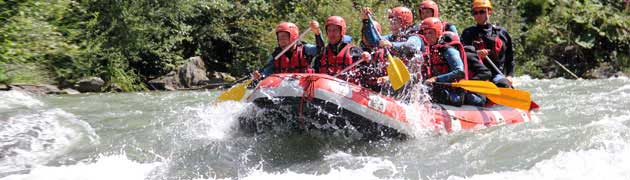 Rafting — descente en rafting sur la Sarine, Suisse romande